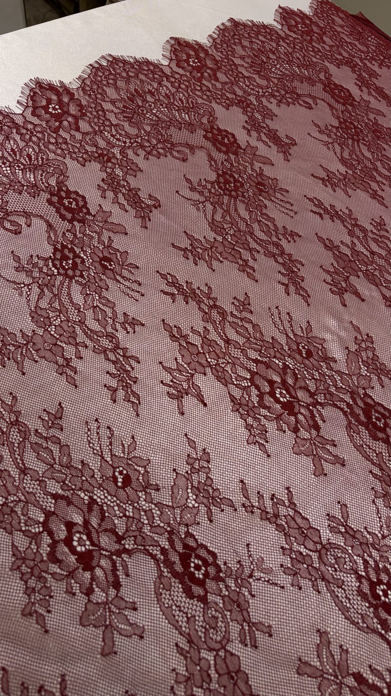 French Chantilly Lace (bordered)