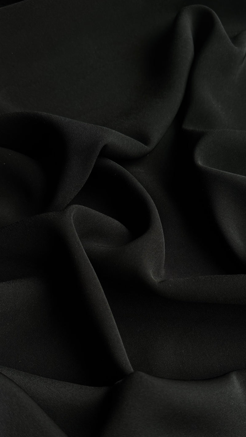 Luxe Armani suiting (Jet black)