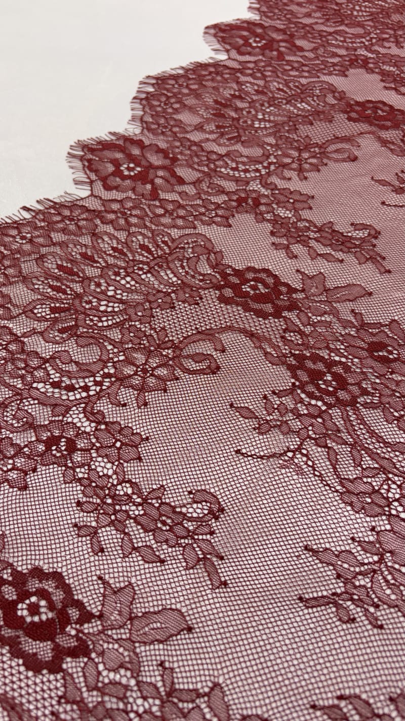 French Chantilly Lace (bordered)