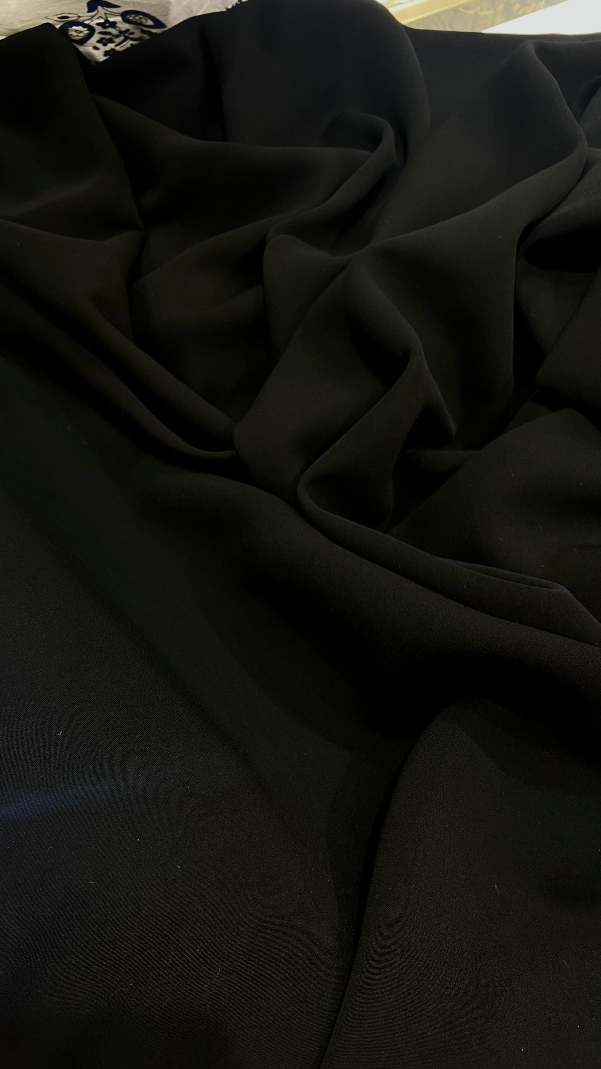 Luxe Armani suiting (Jet black)