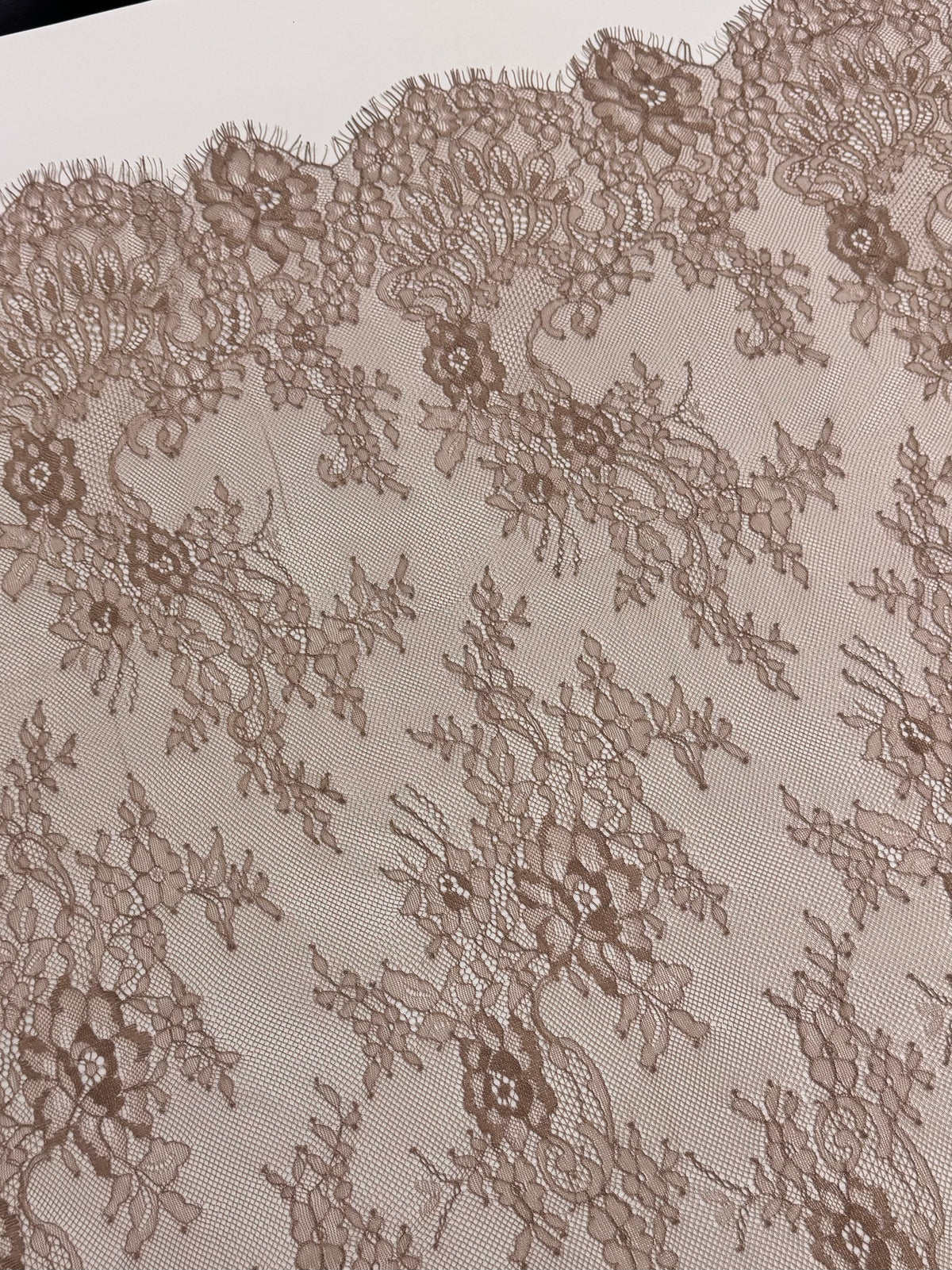 French Chantilly Lace (bordered)